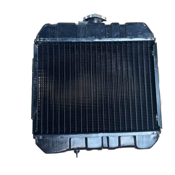 Kühler Mitsubishi D1450 – D1550 | MT1401 – MT1601