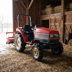 Seizoensonderhoud en stalling van de Mitsubishi MT-serie: accu loskoppelen, antivries op peil, maandelijks laten draaien.