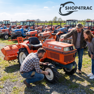 Kubota B1-14 Bulltra compacte dieselminitractor met grondfrees
